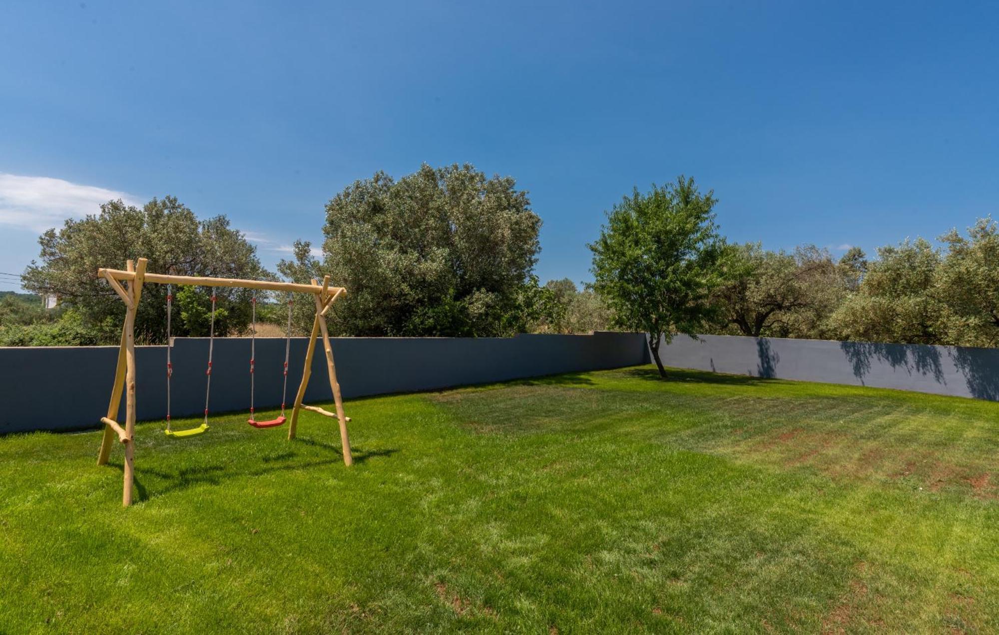 Villa Posidonia Near Pula With Sea View And Surrounded By Olive Trees Krnica Exterior photo